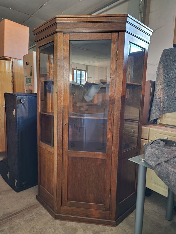 Alter Schrank Vitrinenschrank Vitrine Holz massiv 