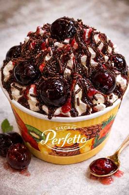 Amarena Schoko Becher
