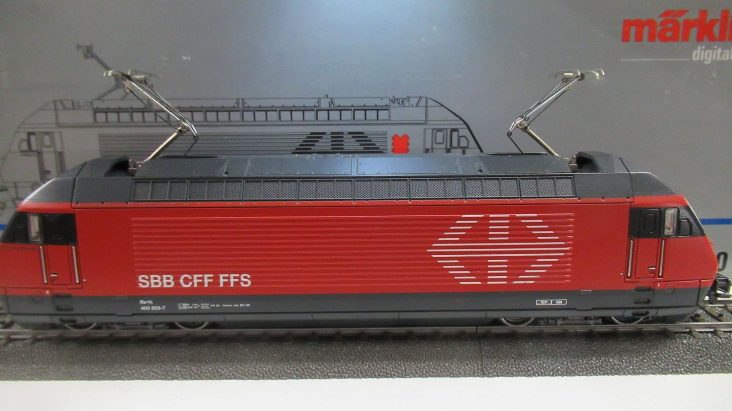 Märklin Re 460 " Milieu du Monde" Digital