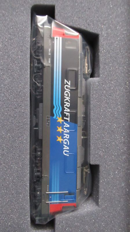 HAG Re 4/4  SBB " Zugkraft Aargau  ! Neuf !