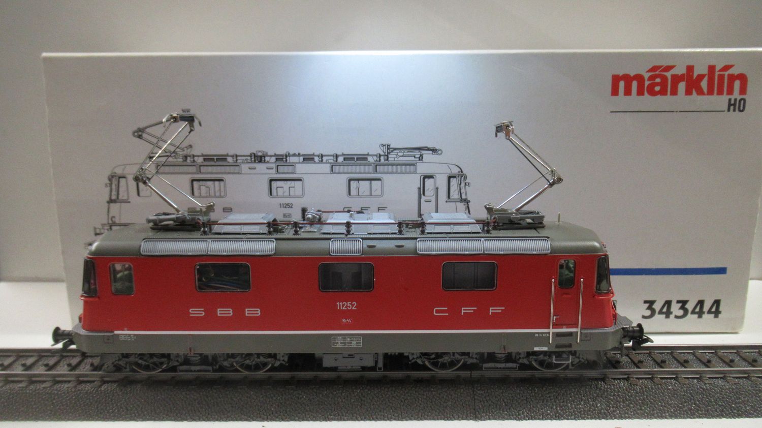 Märklin Re 4/4 II  "11252"  Digital MFX