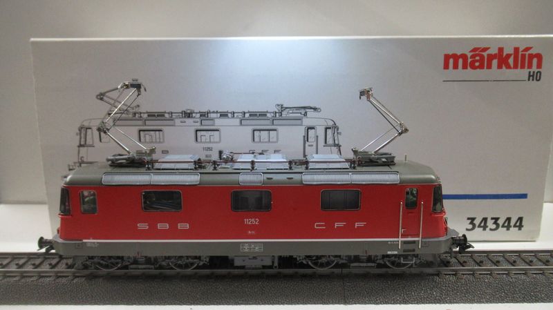Märklin Re 4/4 II  "11252"  Digital MFX