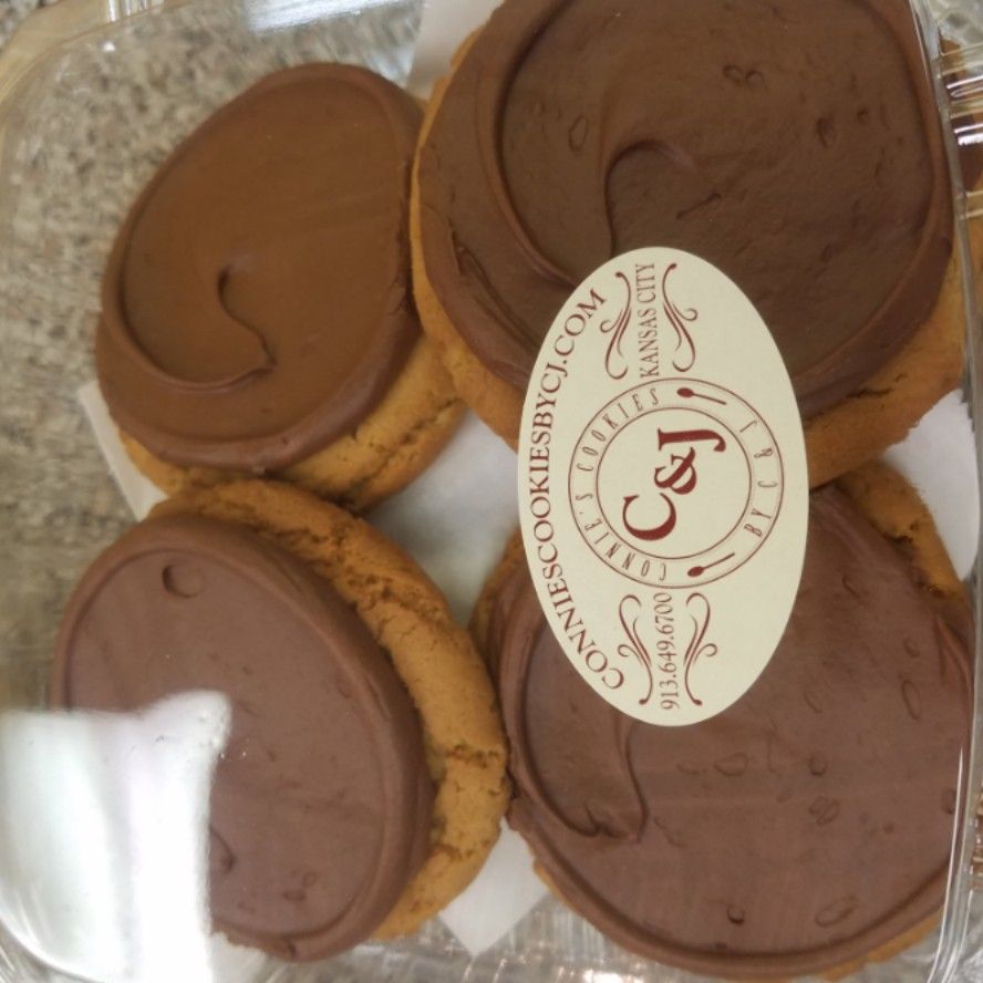 Peanut Butter Frosted - 1/2 Dozen