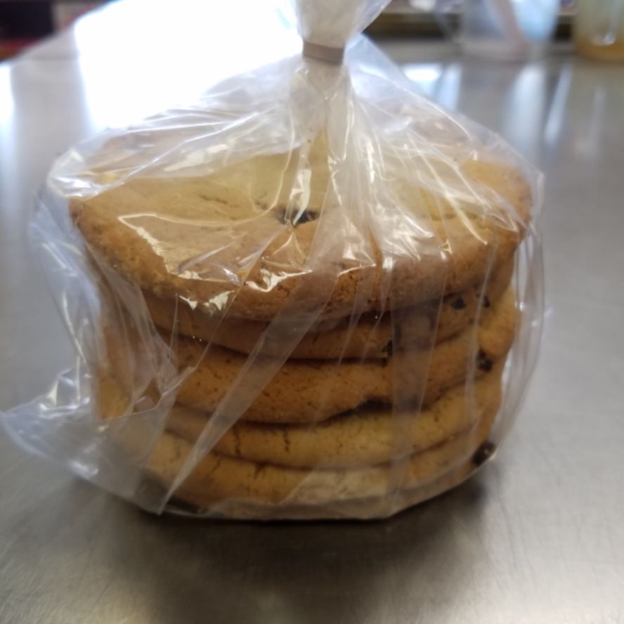 Chocolate Chip - 1/2 Dozen
