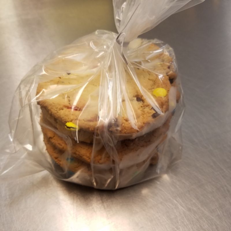 M&amp;M Chocolate Chip - 1/2 Dozen
