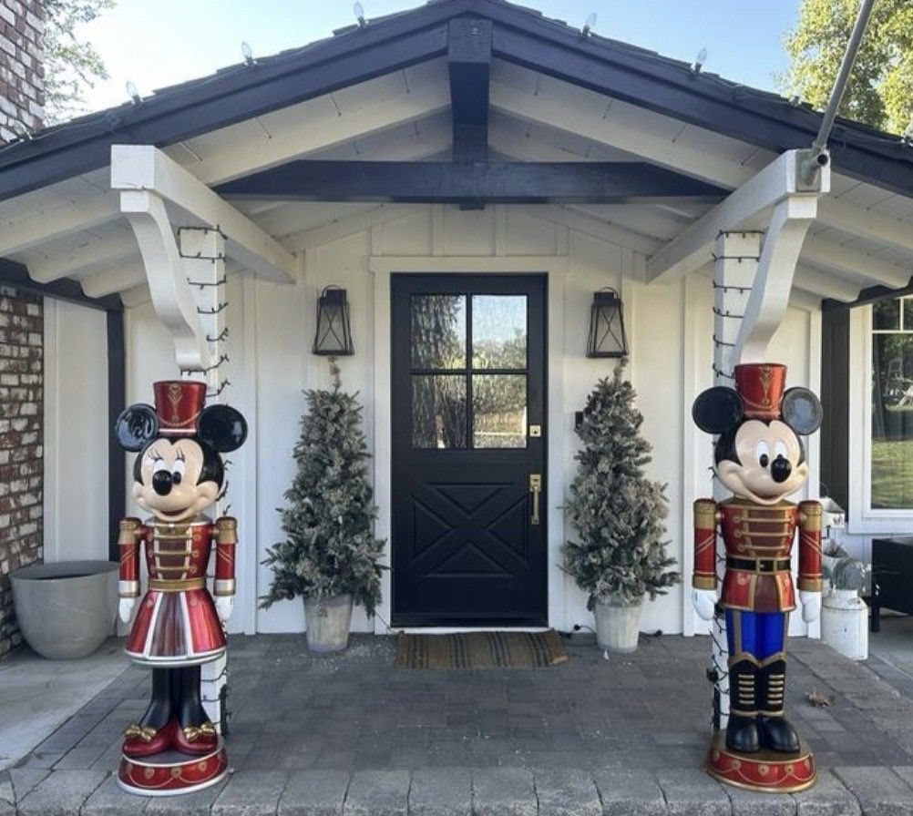 EBAY Disney Mickey &amp; Minnie Mouse Nutcracker Y47 &amp; Y48