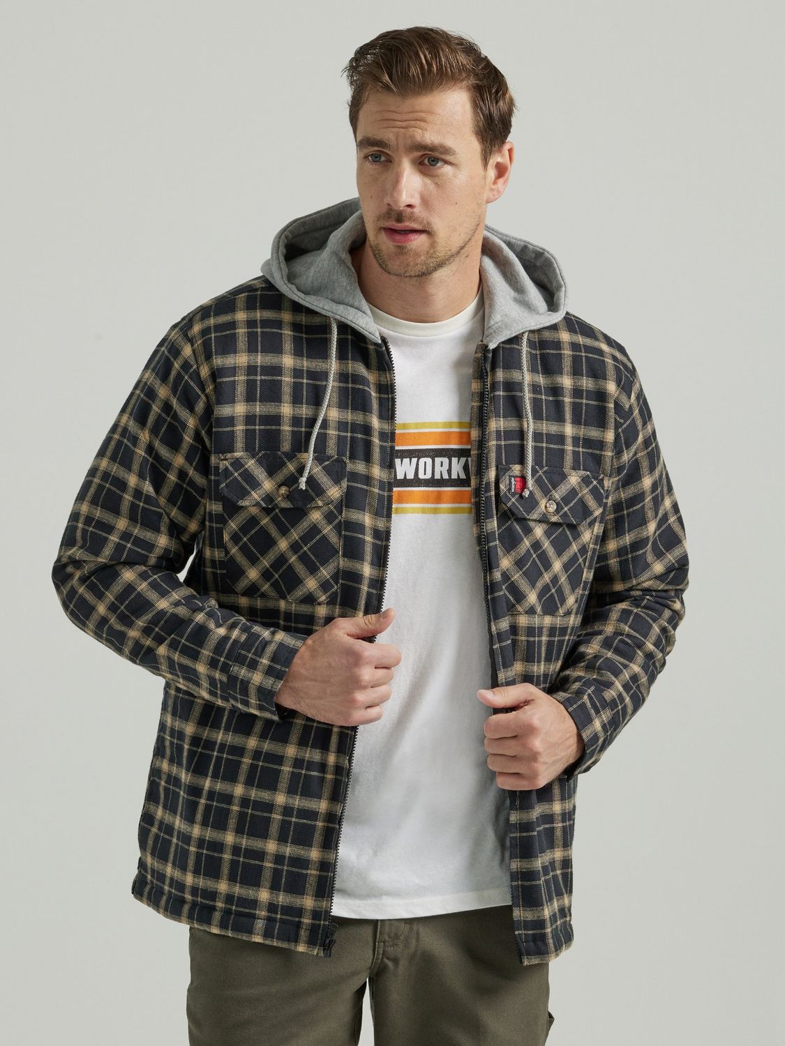 Wrangler Men&#39;s Riggs Workwear Hooded Flannel - 112330052