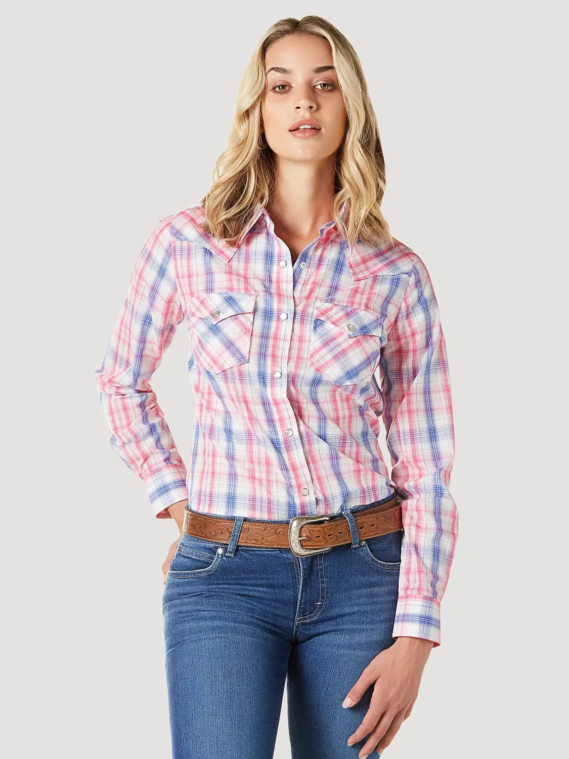 Women&#39;s Essential Long Sleeve Plaid Shirt - 112335506