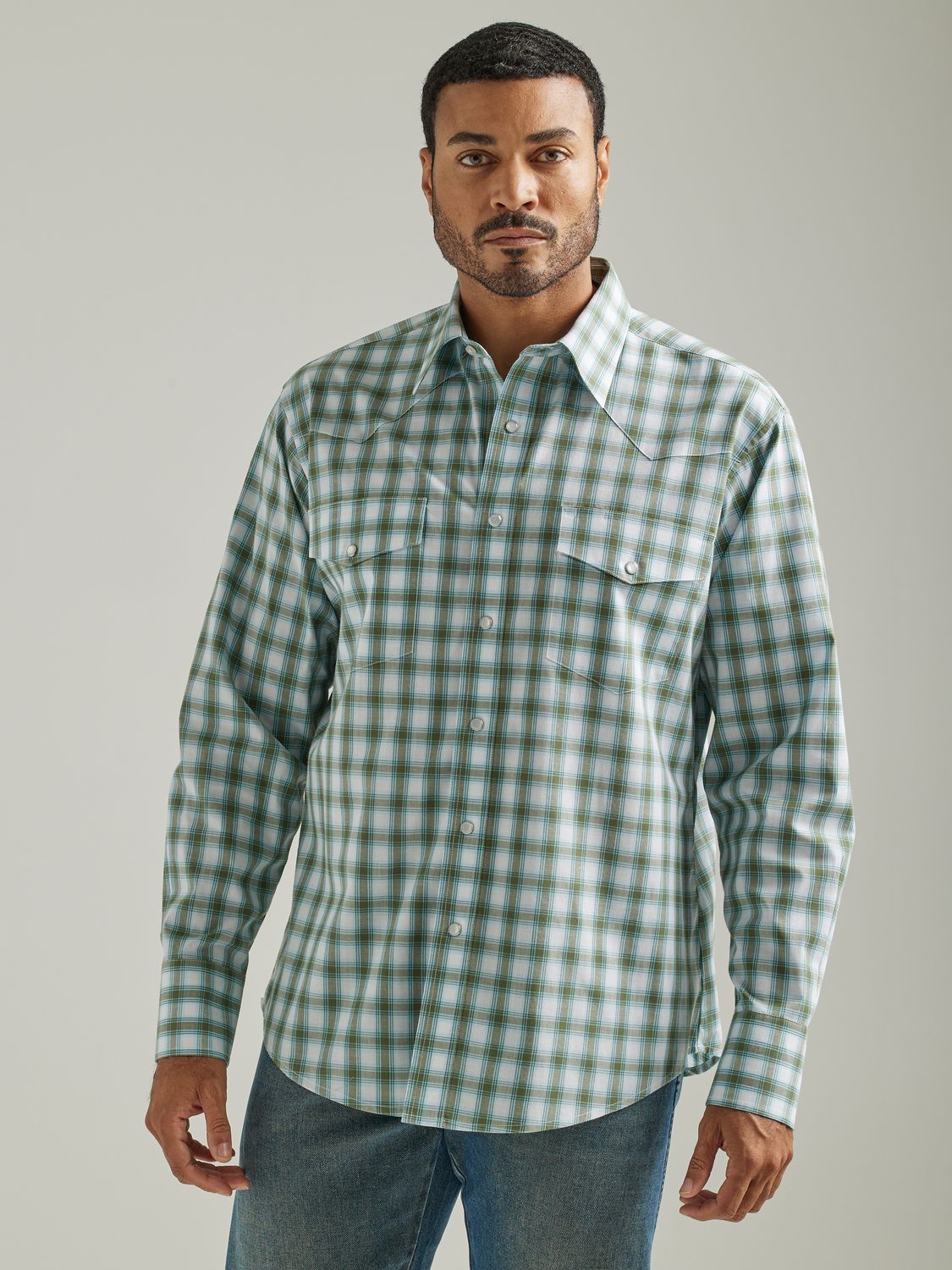 Wrangler® Mens Wrinkle Resist Long Sleeve Shirt - 112326353