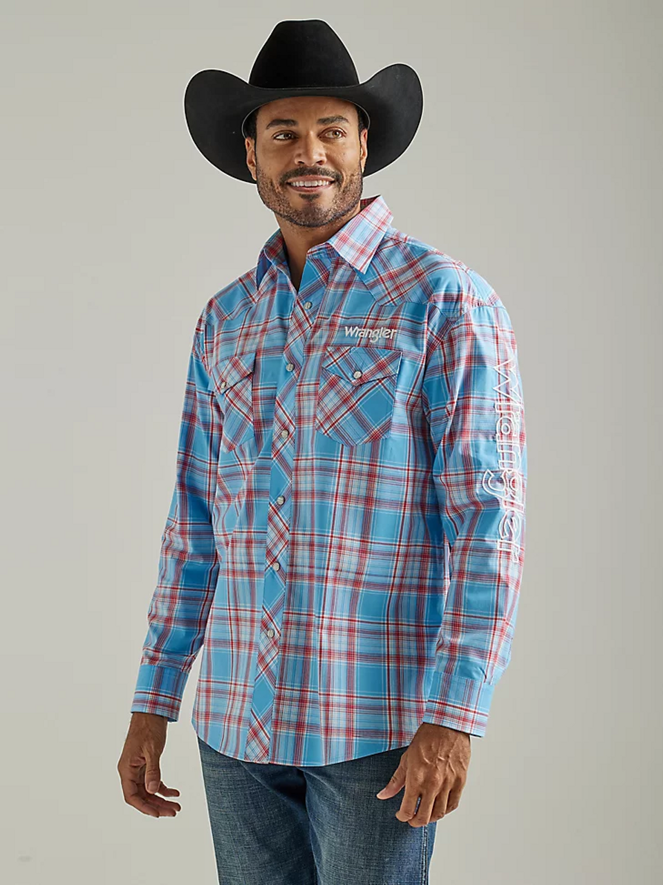 Wrangler® Men’s Long Sleeve Logo Shirt - 112327776