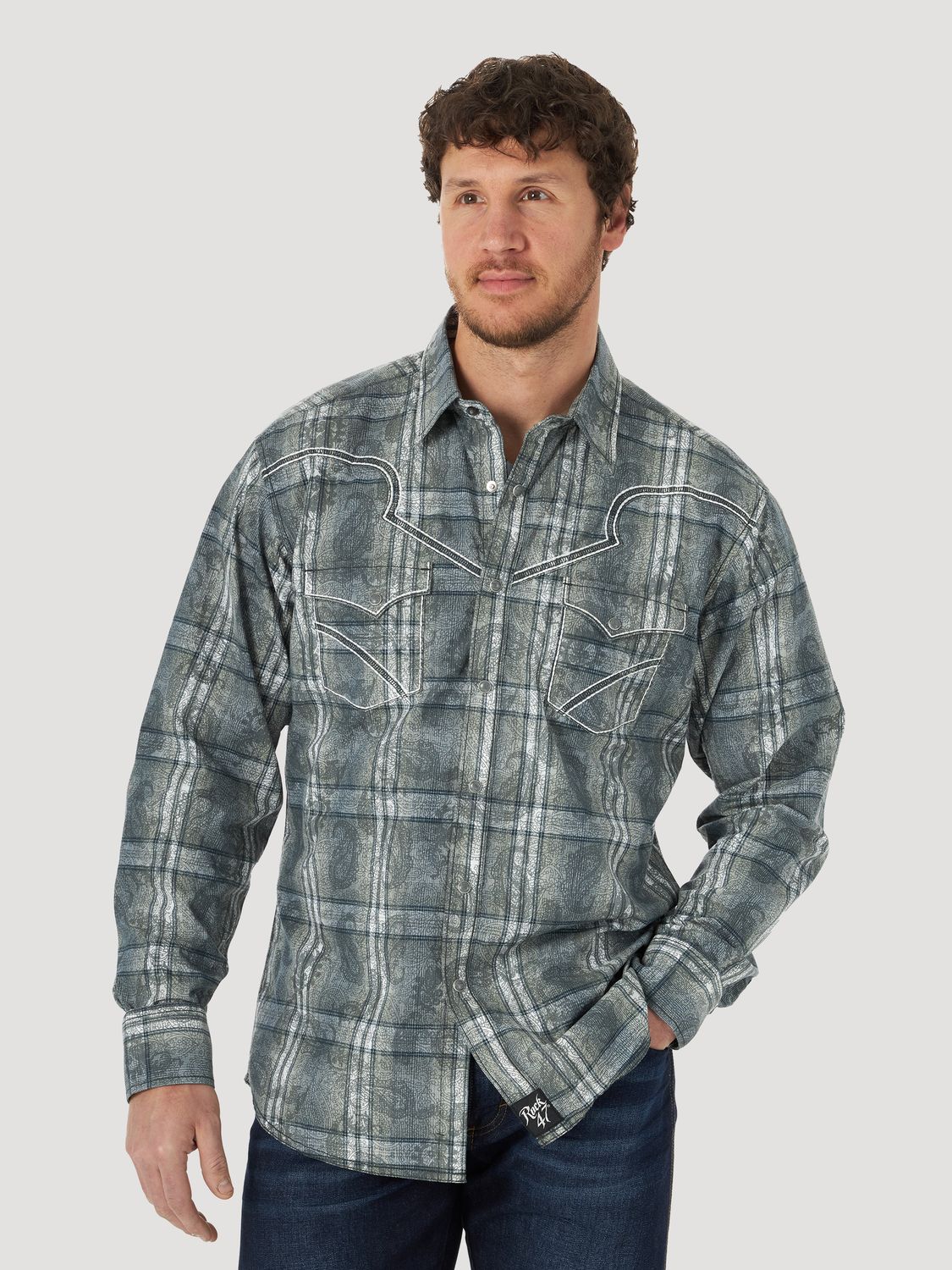 Wrangler - Men&#39;s Rock 47 Vintage Yoke Snap Shirt - MRC430H