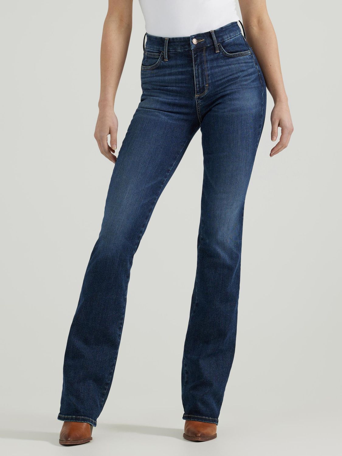 Wrangler® Bespoke Bootcut Jean - High Rise - 112359277