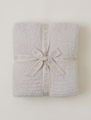 Cozychic Throw