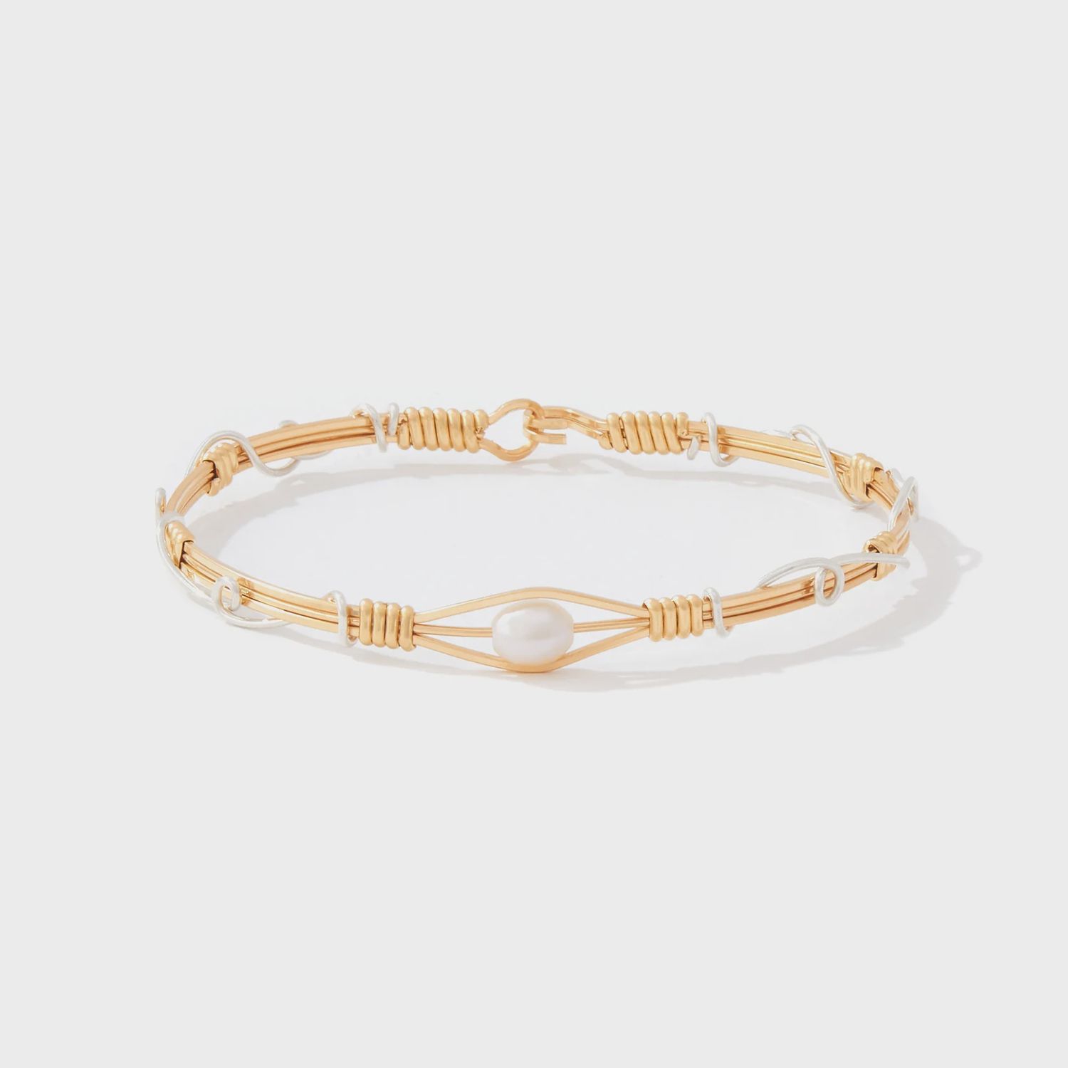 Free Spirit, Size: 6