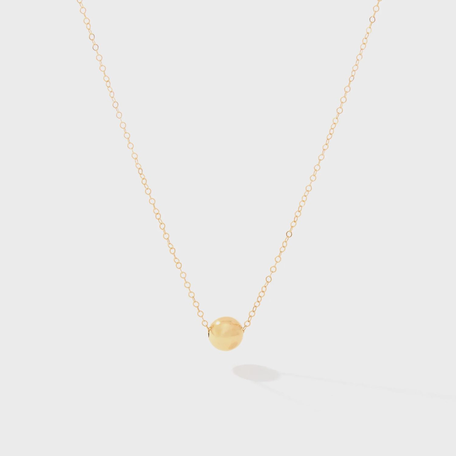 A Love That Remains Necklace, Metal: Gold