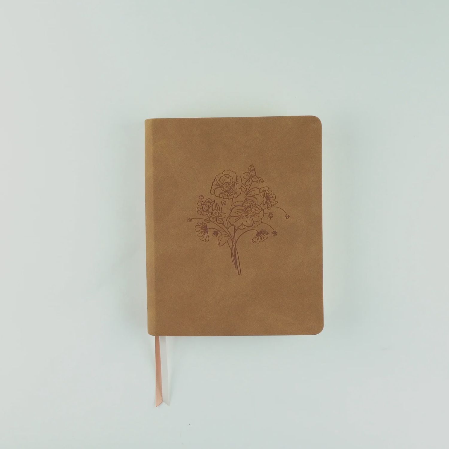 Amelia CSB Notetaking Bible