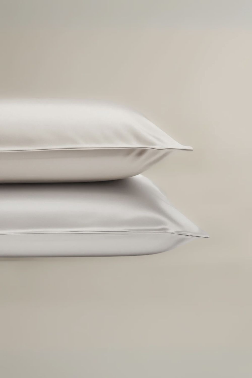Supreme Pillowcase, Color: White, Size: Standard/Queen