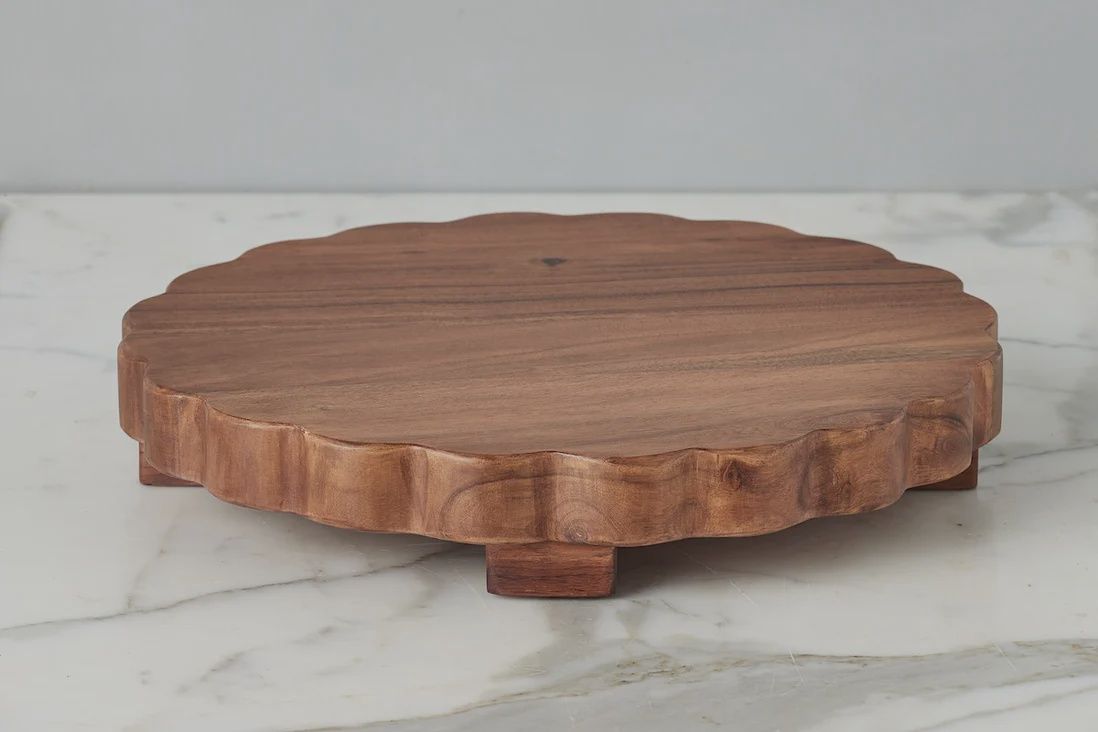 Large Natural Scalloped Trivet