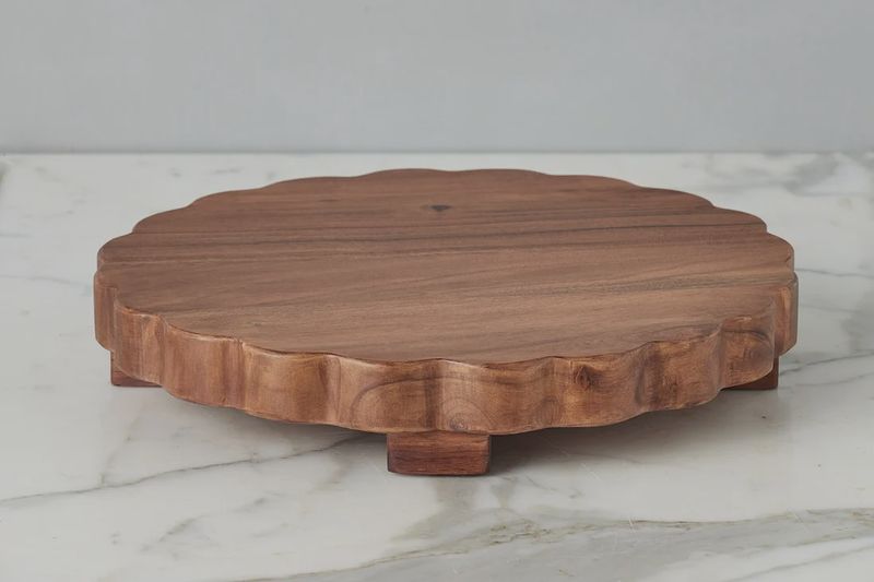 Large Natural Scalloped Trivet
