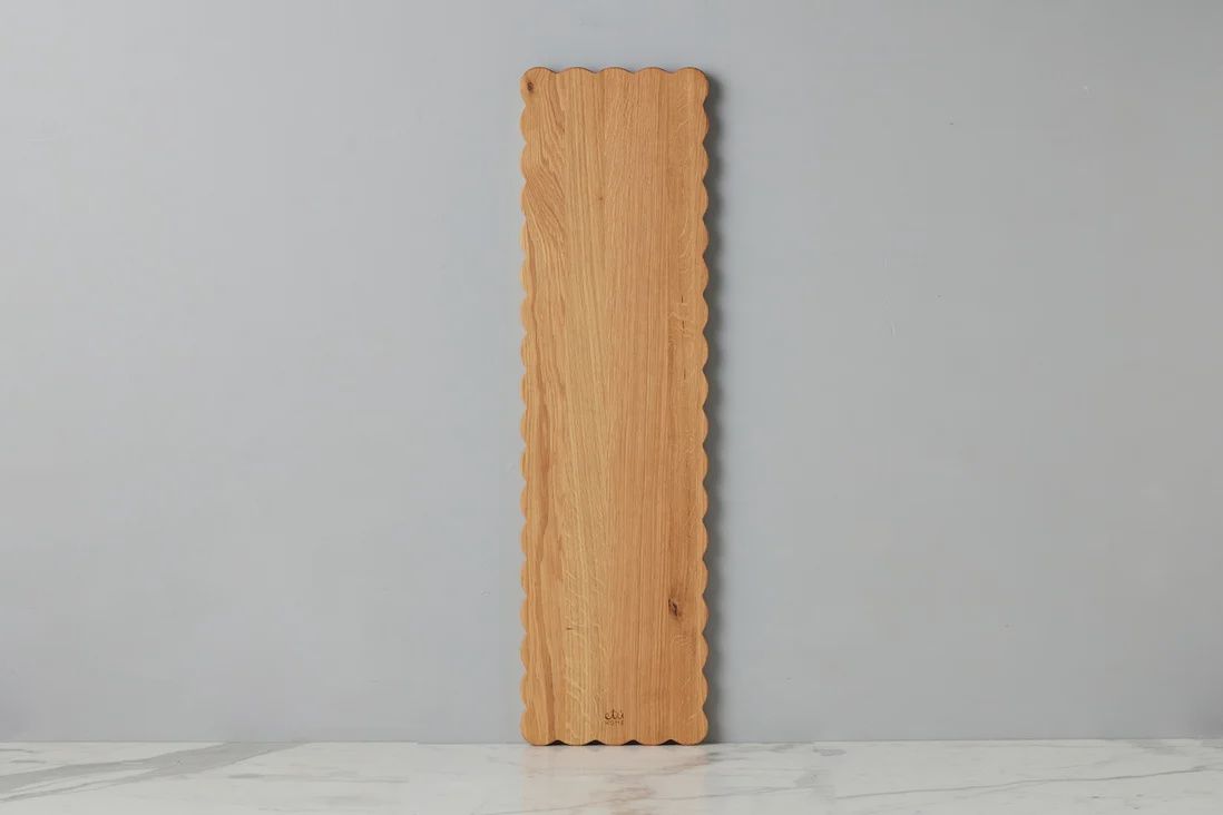 Large Scalloped Cutting Plank