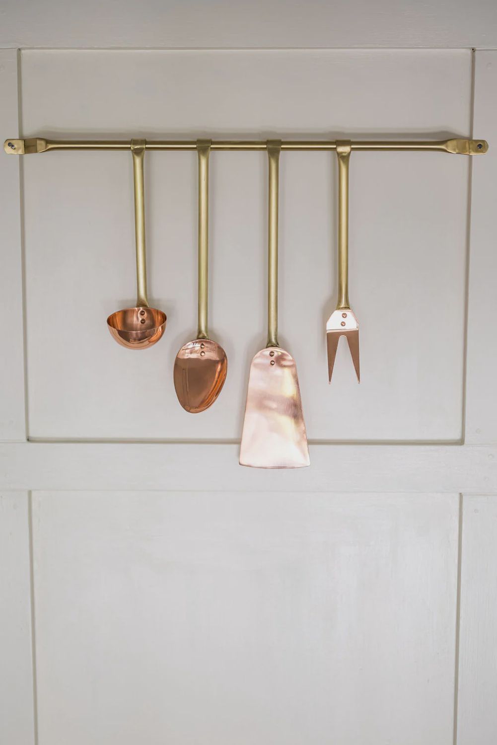 Utensil Hanging Rod