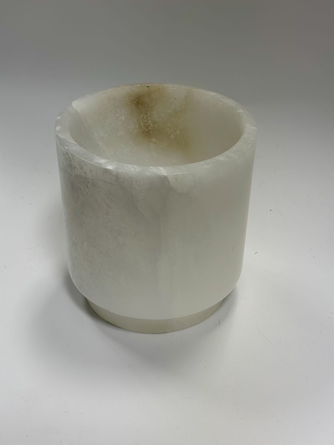 Yasmine Polished Alabaster Vase\Ice Bucket