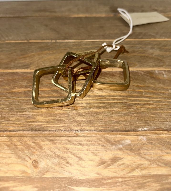 Gold/Leather Napkin Ring Set/4