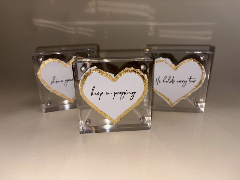3x3  Heart Frame