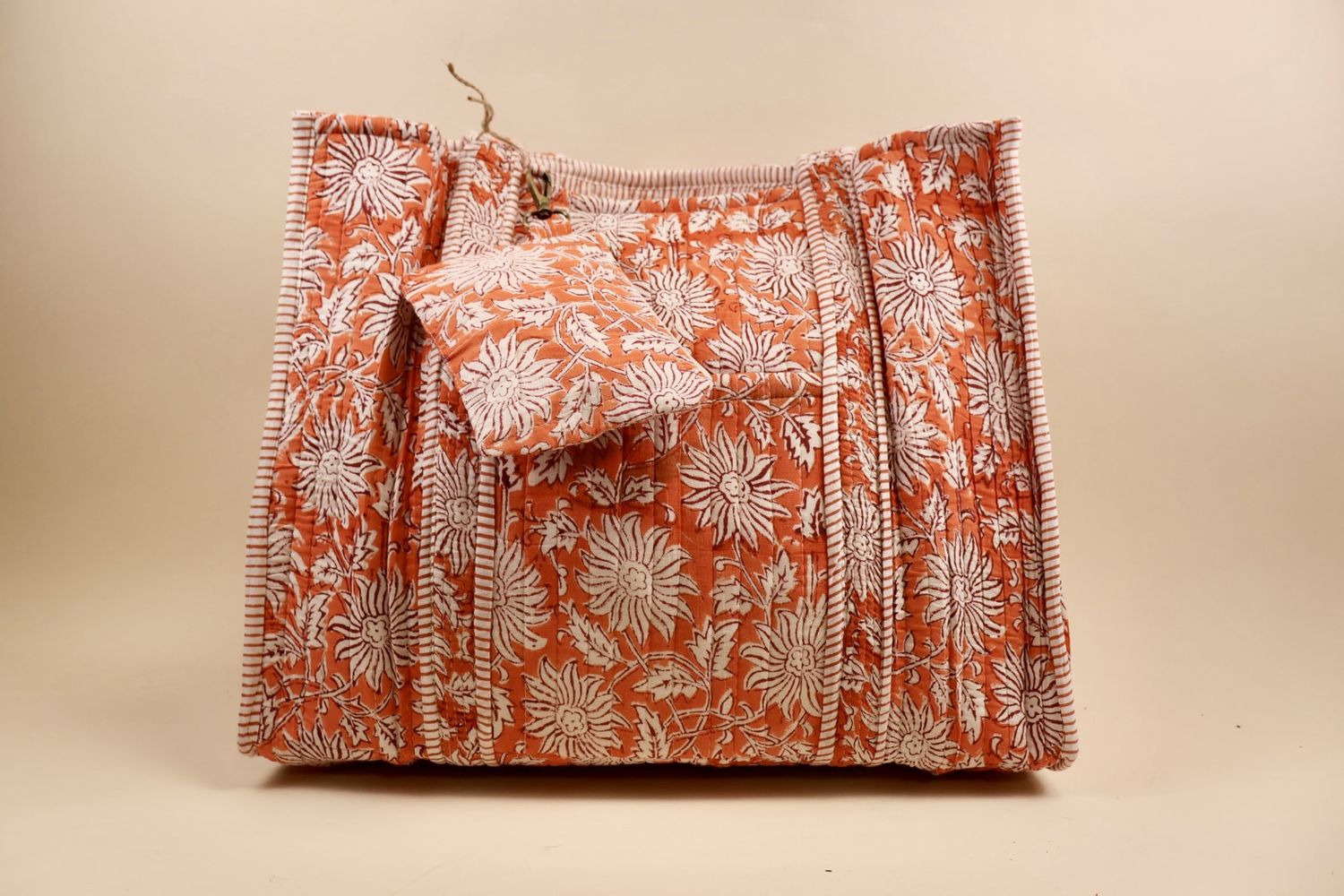 Quilted Tote &amp; Pouch, Design: Orange Botanical