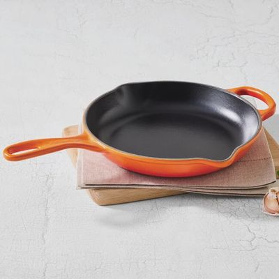 Signature Round Skillet