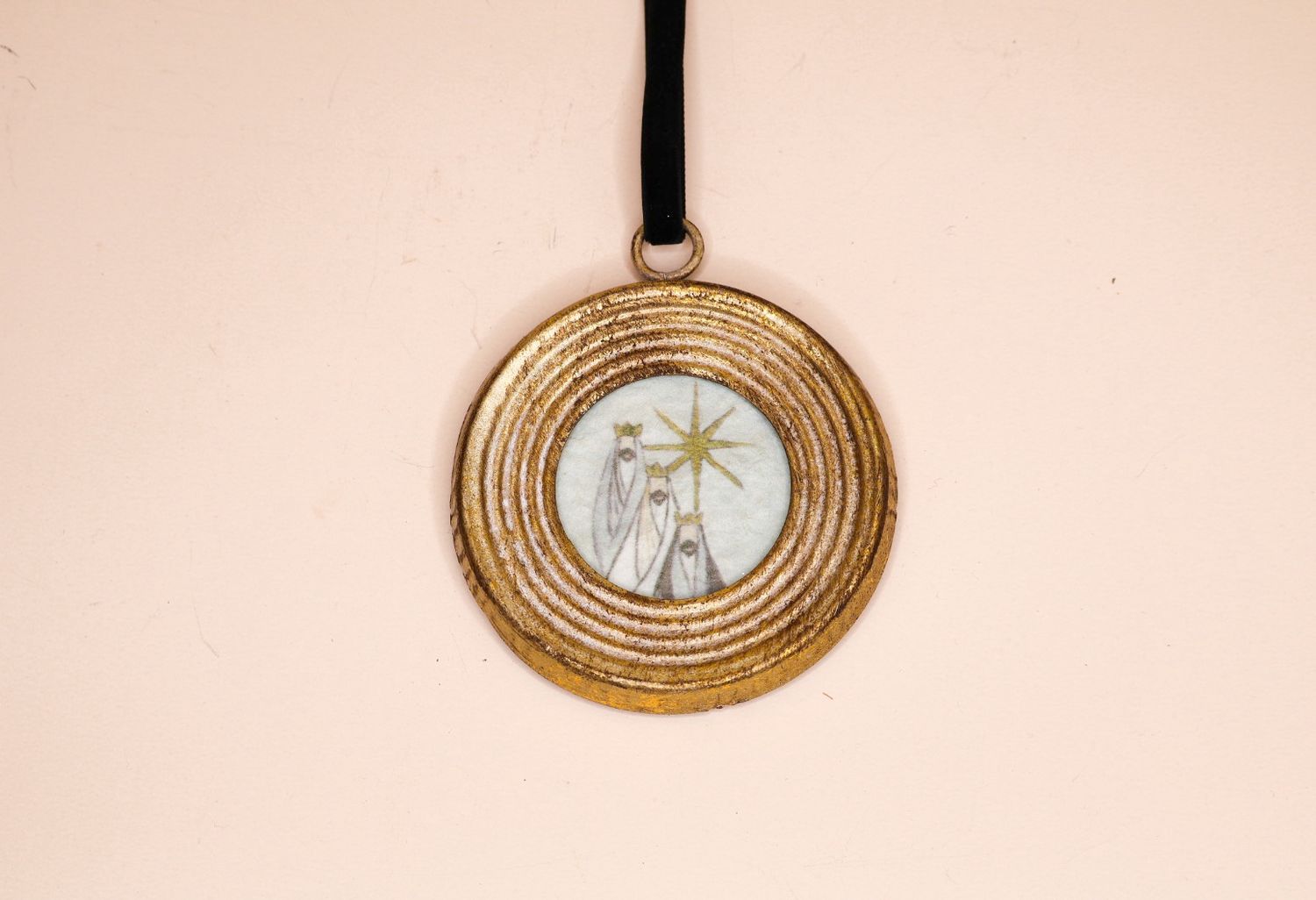 Gold Framed Paper Nativity Ornament, Style: Wisemen