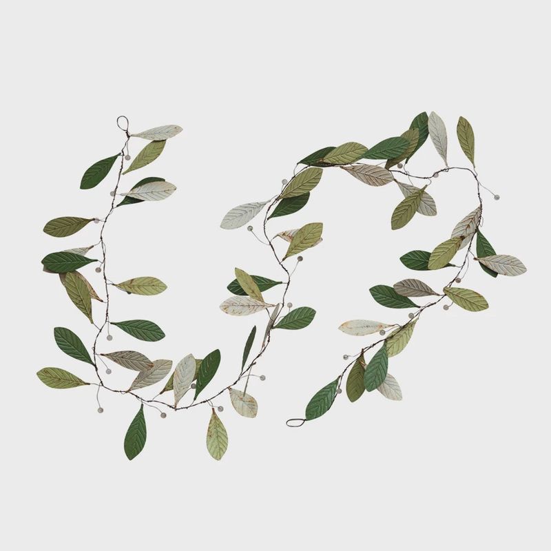 Metal Leaves Glass Berry Garland
