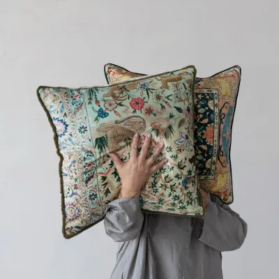 Pillows &amp; Rugs