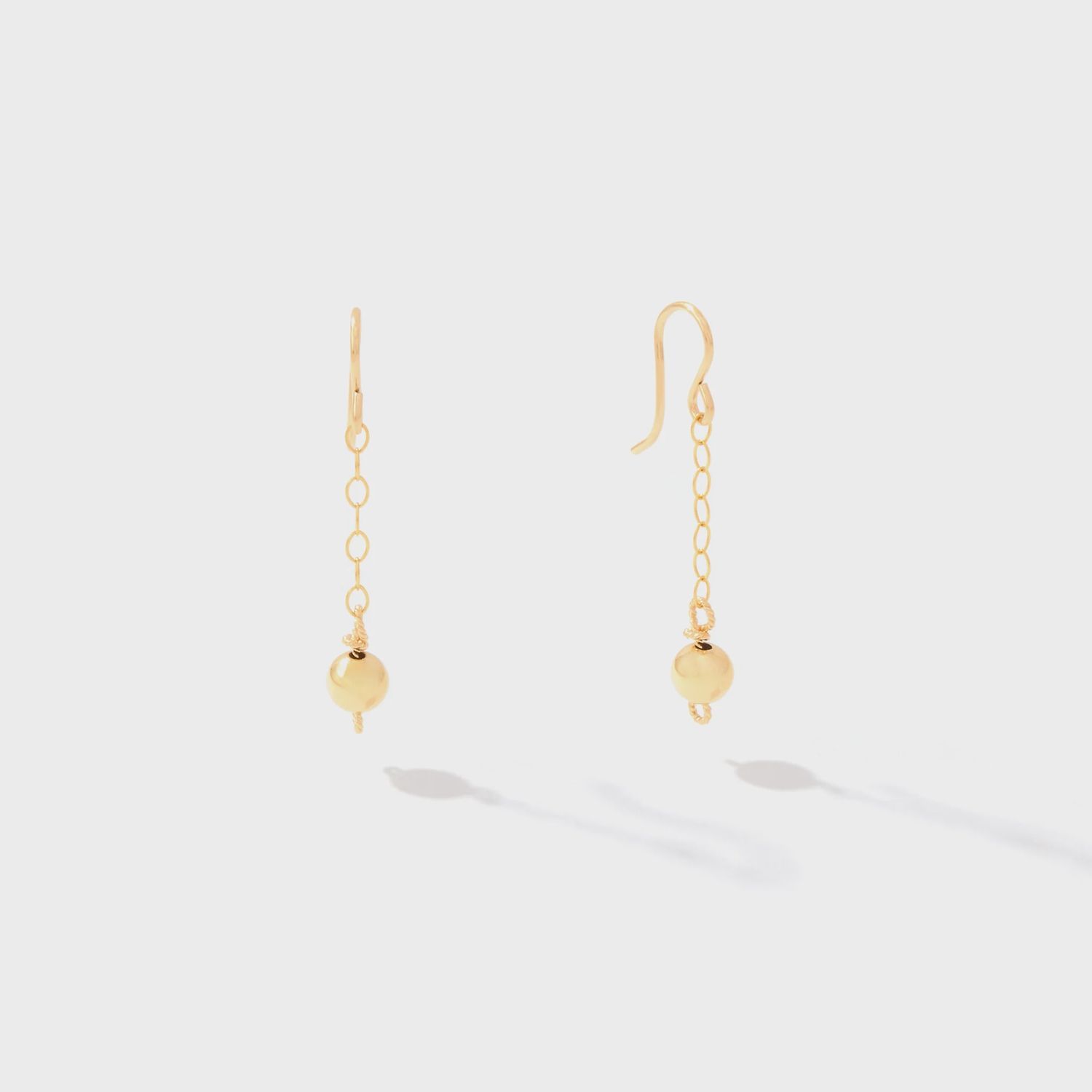 A Love That Remains Earrings, Metal: Gold