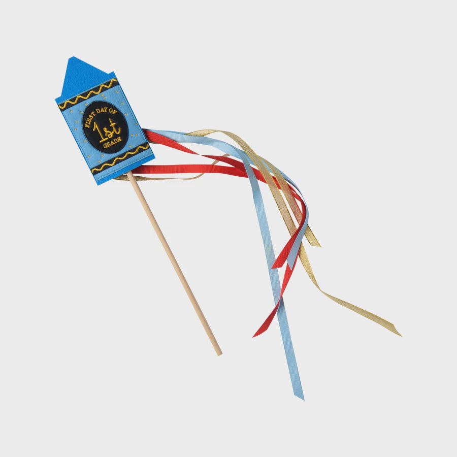 1st Grade Felt Crayon Wand