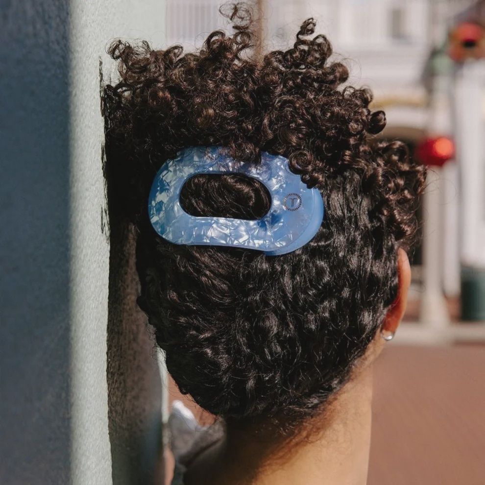 Blue Lagoon Flat Round Clip, Size: Large