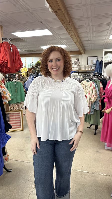 Victoria Off White Top