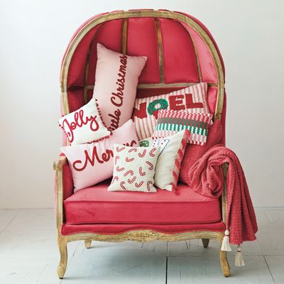 Noel Wreath Tufted Lumbar Pillow