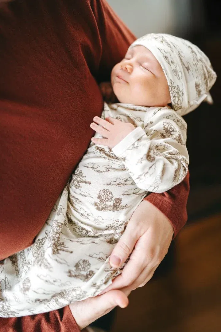 Country Toile Newborn Gown &amp; Hat Set