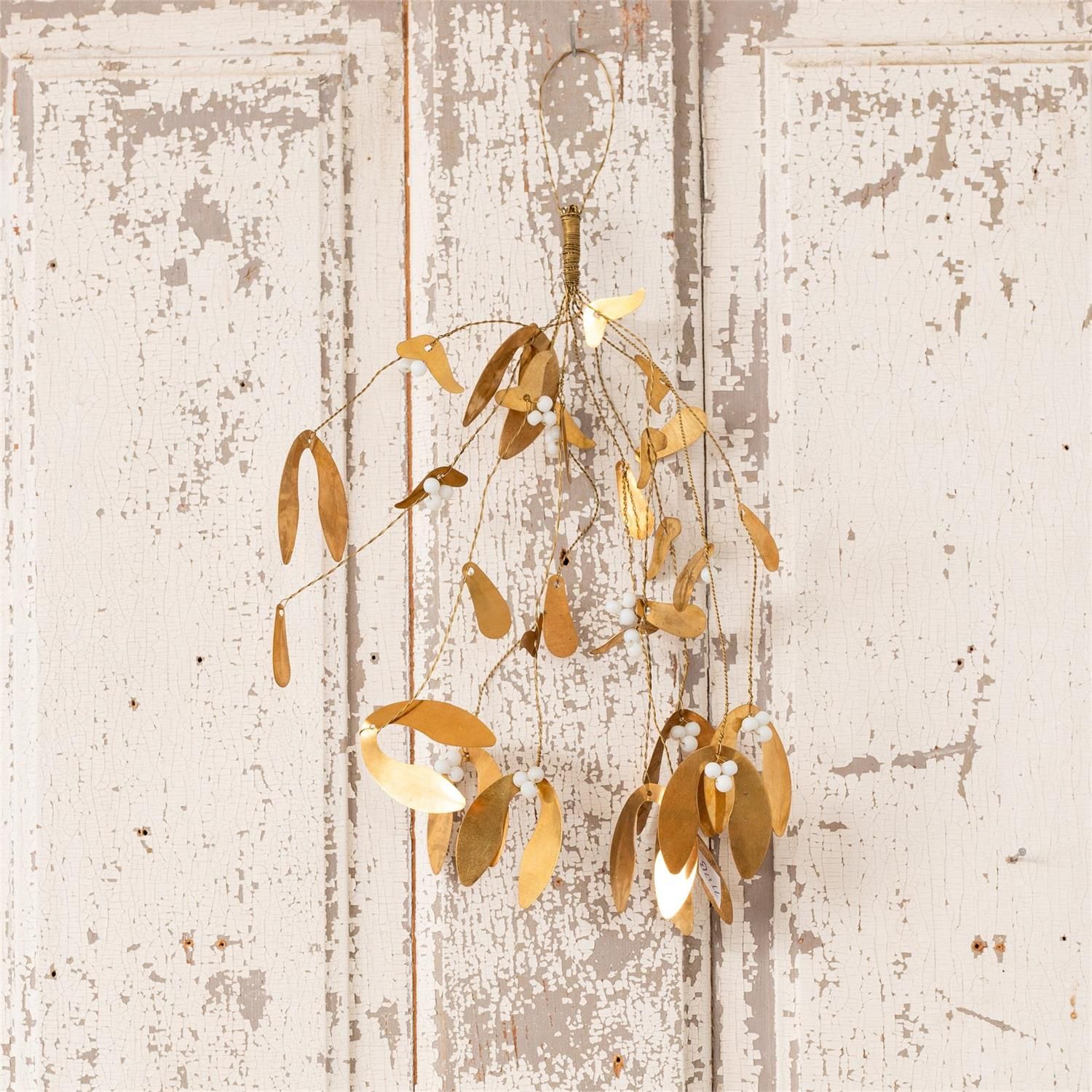 Gold Mistletoe