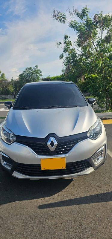 RENAULT CAPTUR  2022