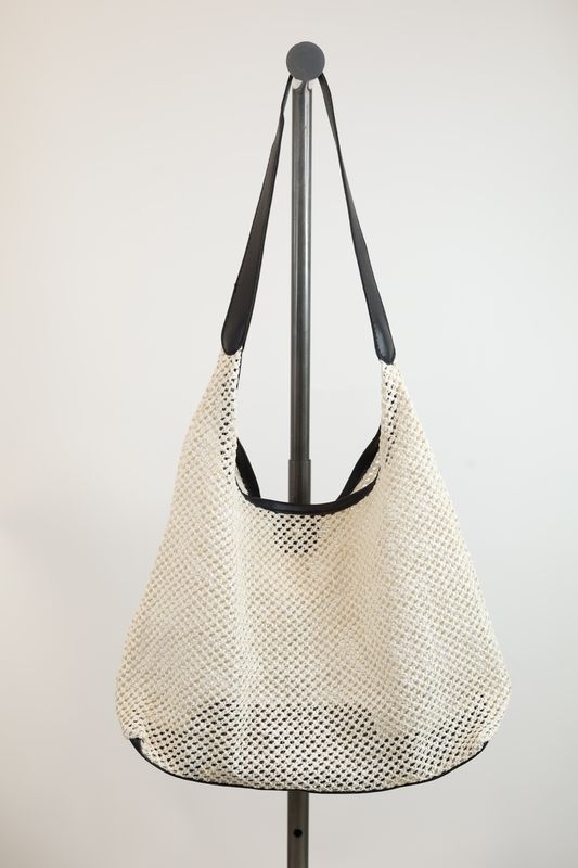 WOVEN TOTE BAG