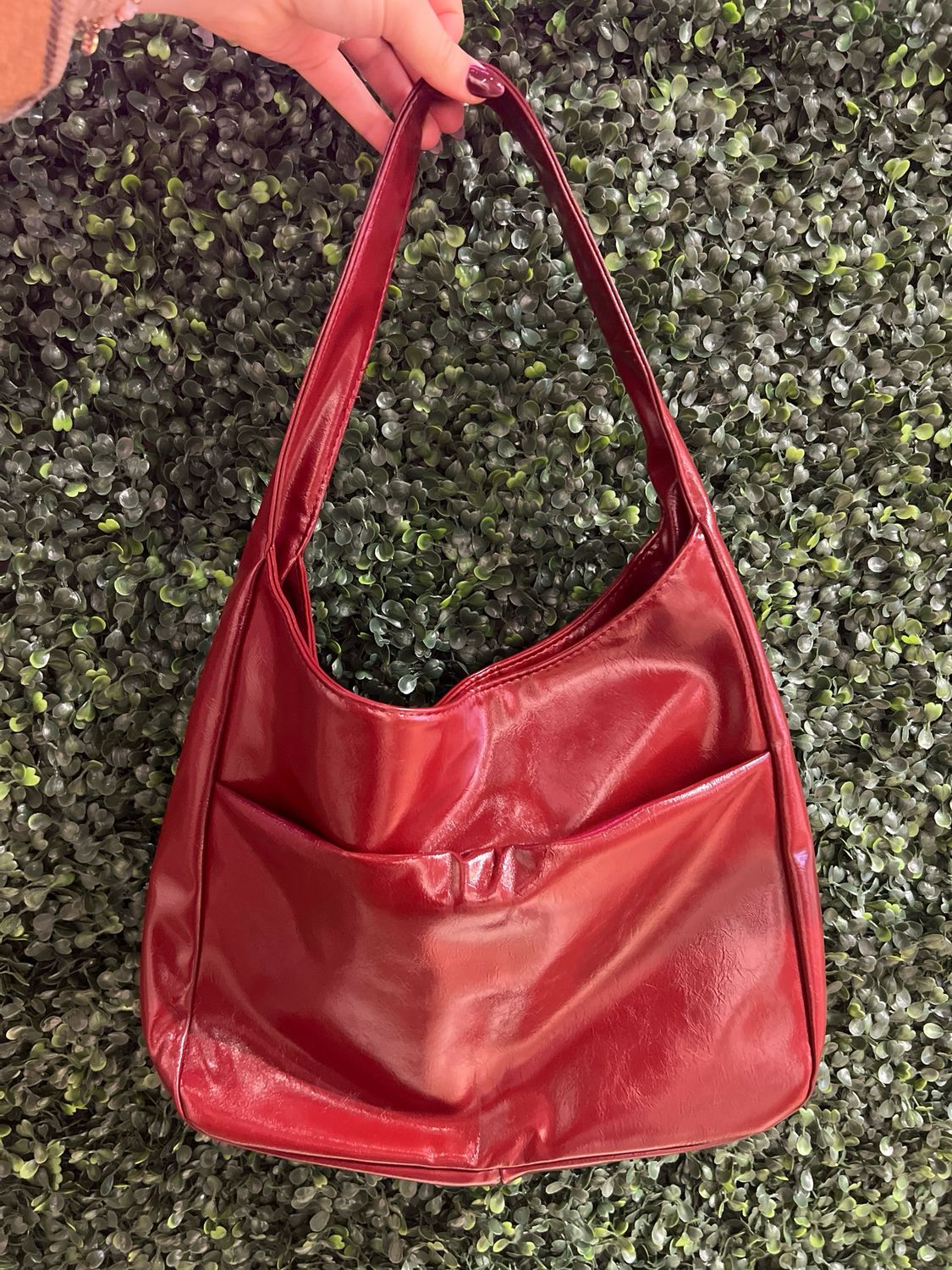RED LEATHER TOTE