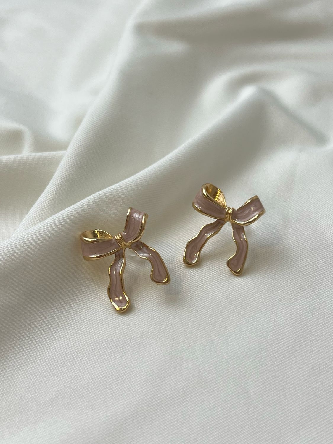 PINK BOW STUD EARRING