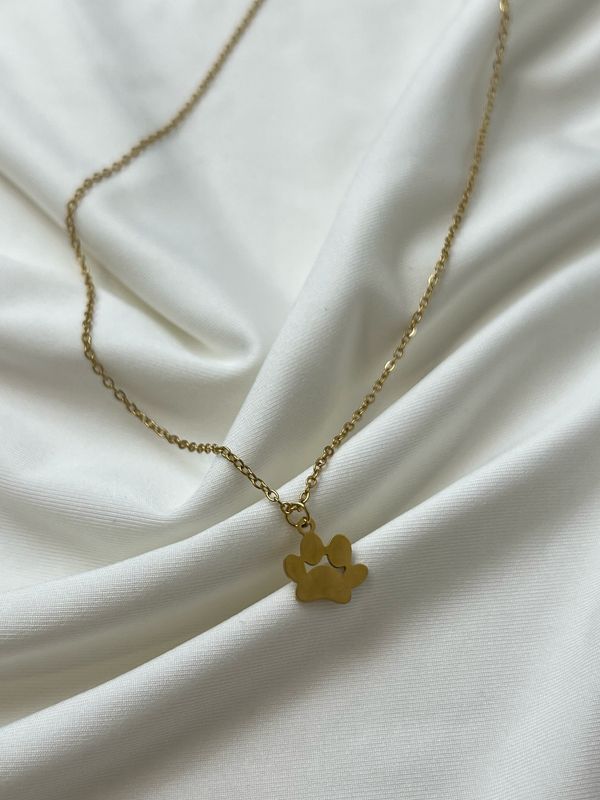 GOLD PAW NECKLACE