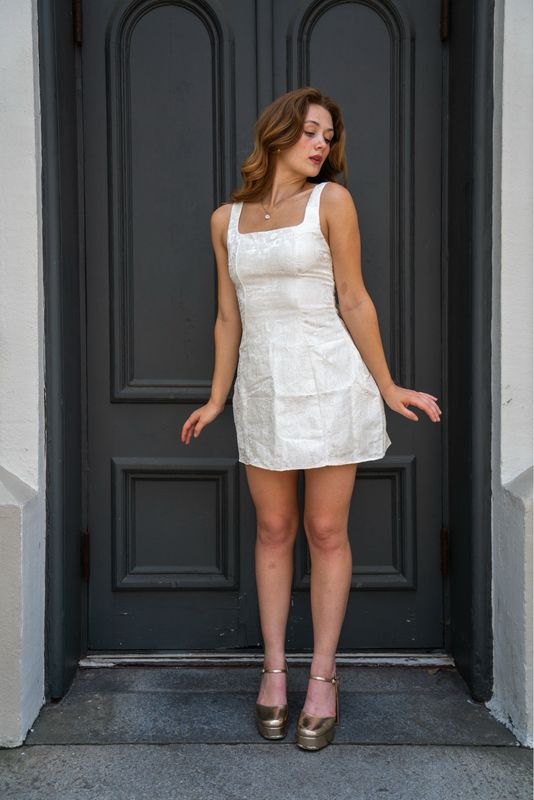 AA0269 DRESS WHITE