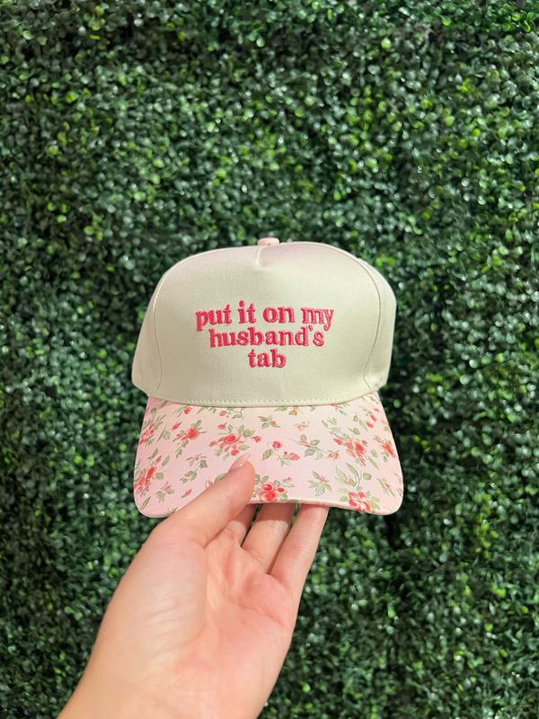 TRUCKER HAT HUSBANDS TAB FLORAL