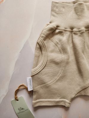 COTTON PUFFY SHORTS | STONE
