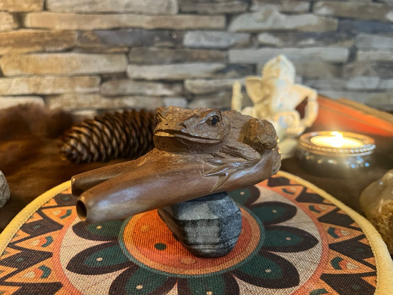 Bufo Toad Kuripe - Waru Wood - Handmade