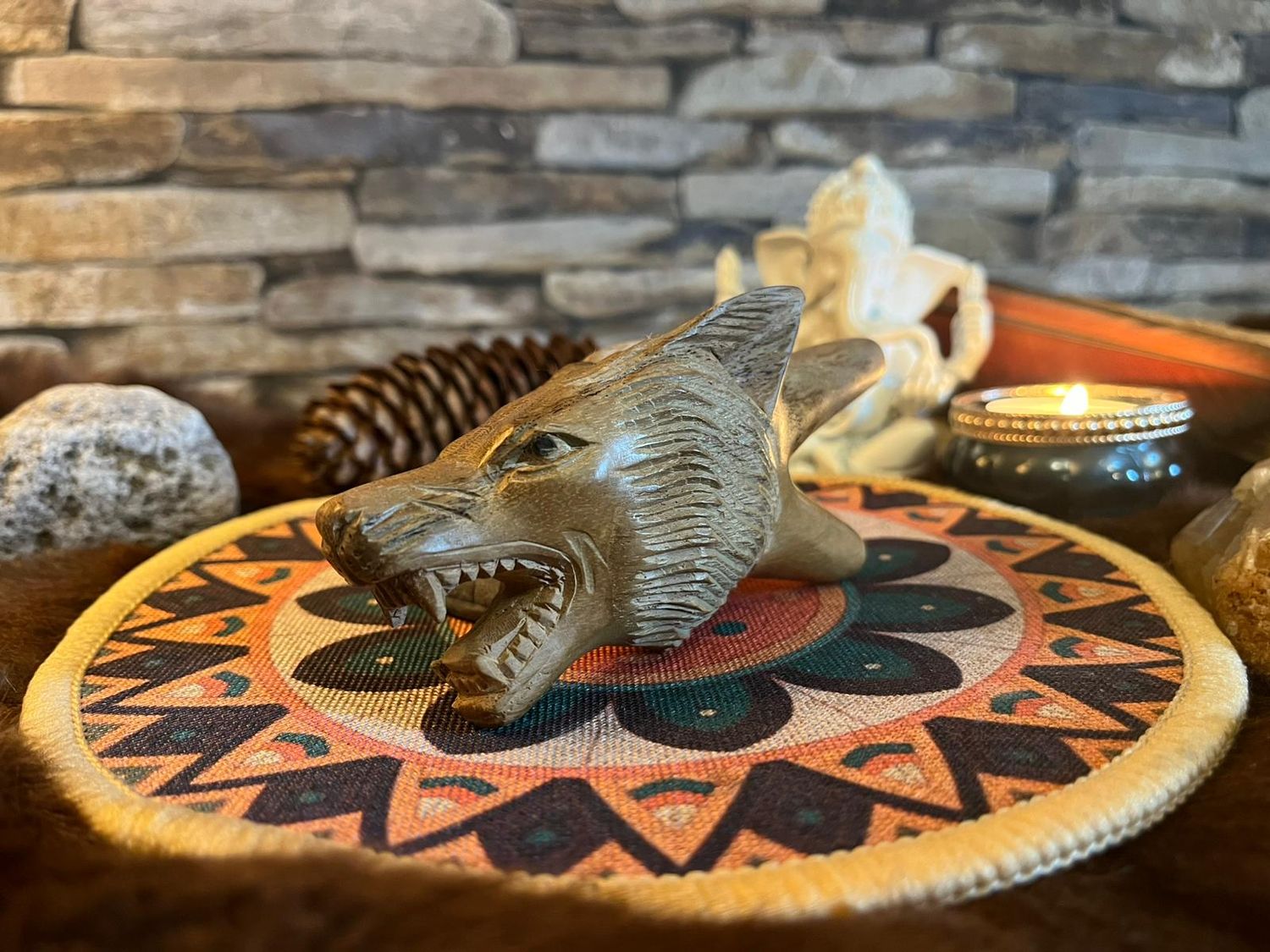 Wolf Head Kuripe - Teak Wood - Handmade